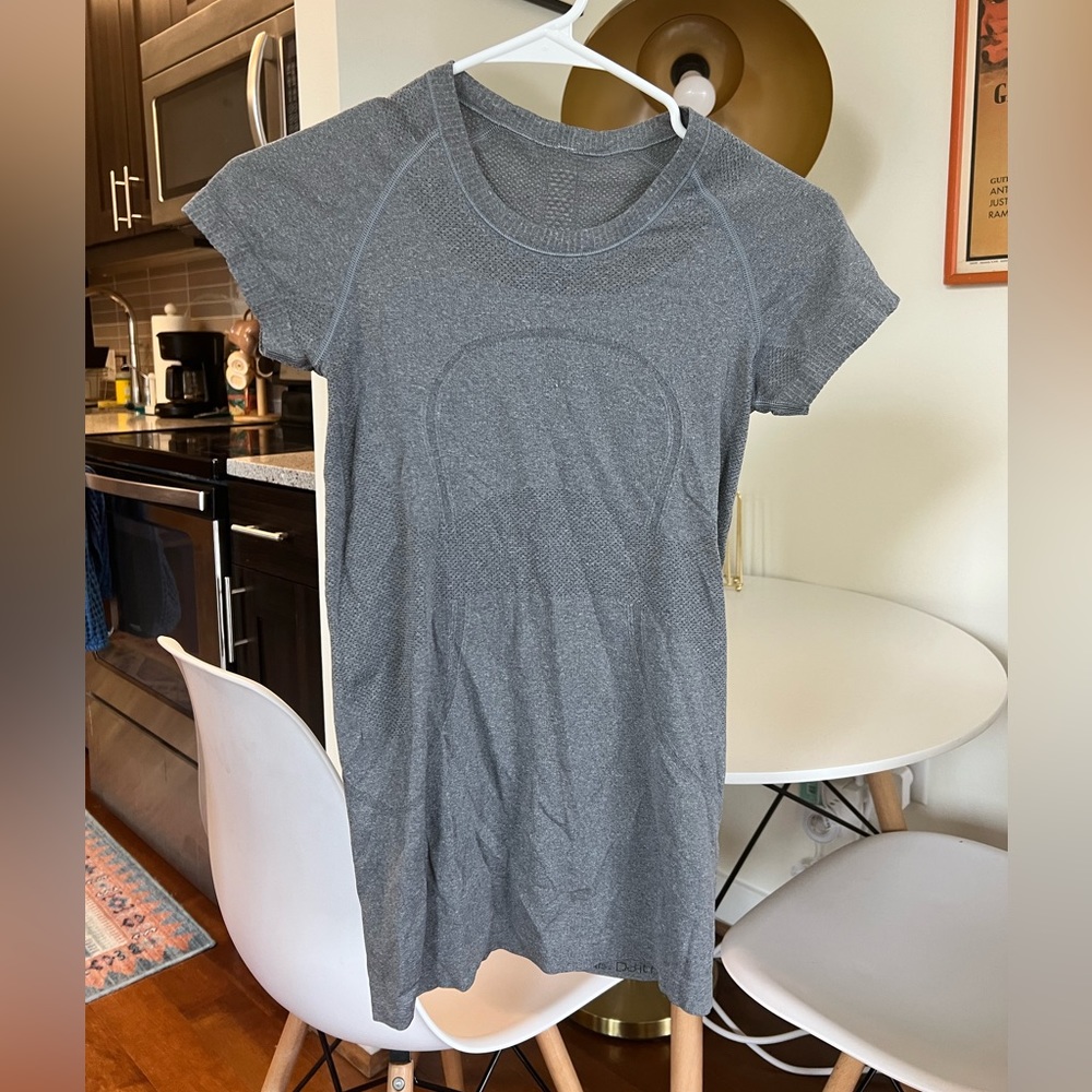Lululemon Swiftly Tech Short Sleeve Shirt - grey